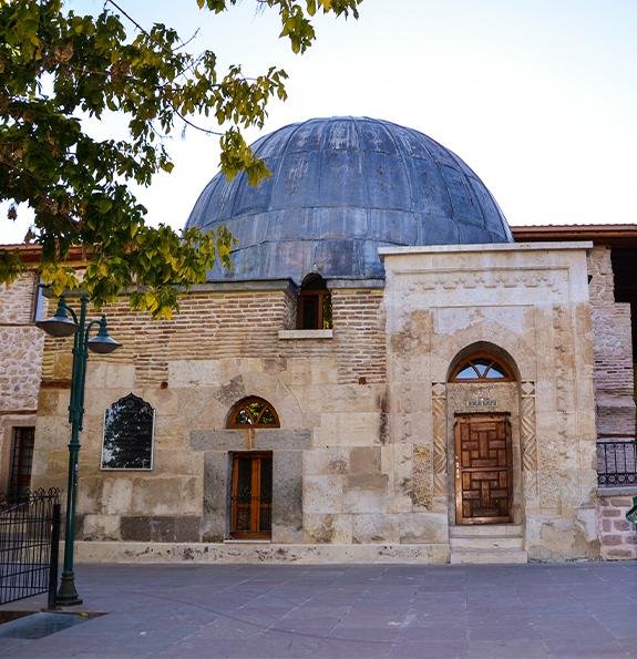 Şeyh Tavusbaba Cami ve Türbesi